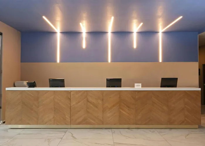 Express By Marriott Ciudad De Mundo E Hotel