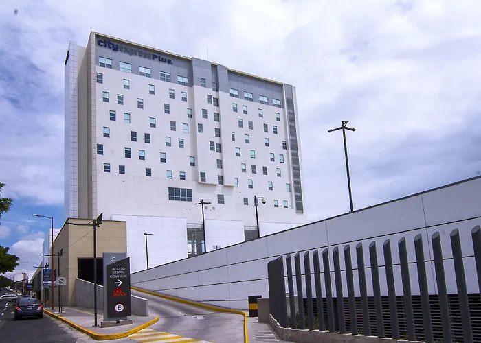 City Express Plus By Marriott Ciudad De Mexico Mundo E Отель