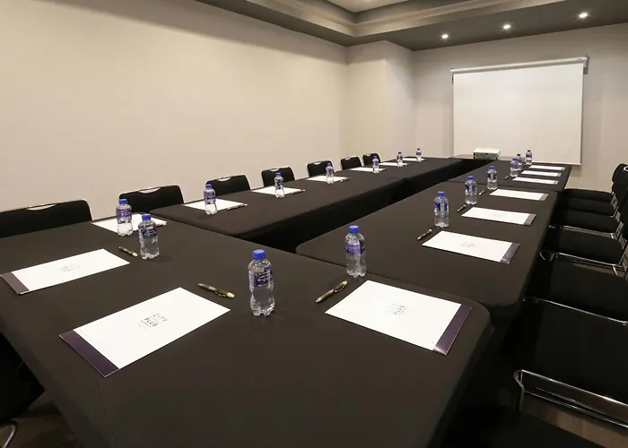 City Express Plus By Marriott Ciudad De Mexico Mundo E 3* Мехико