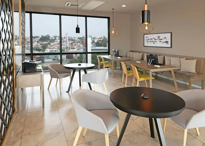 Express By Marriott Ciudad De Mundo E Hotel
