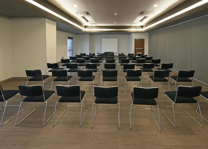 Express By Marriott Ciudad De Mundo E 3*