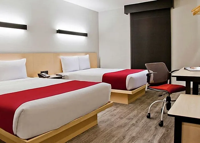 Hotel Express By Marriott Ciudad De Mundo E